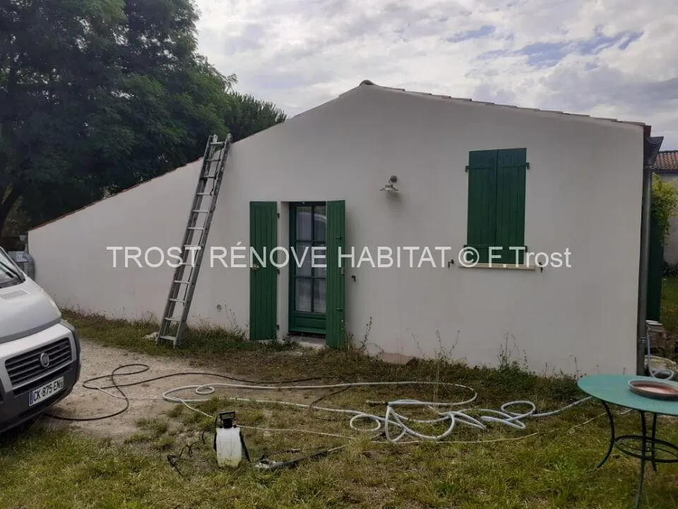 Après : Nettoyage d'une façade avant mise en peinture à Angers