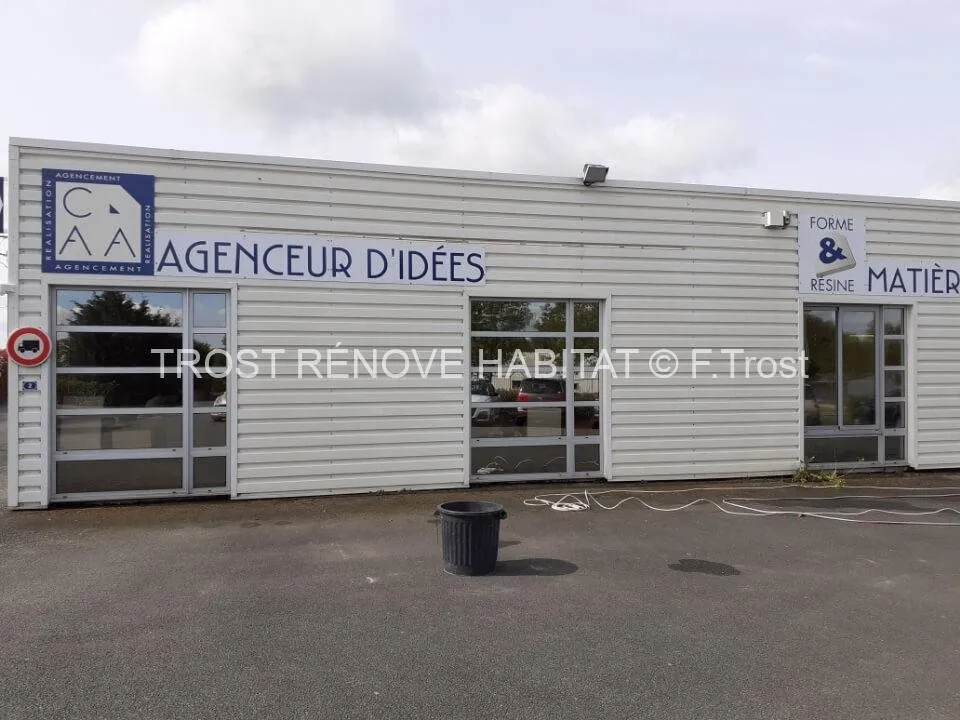 Après : Nettoyage d'un bardage métallique à Angers
