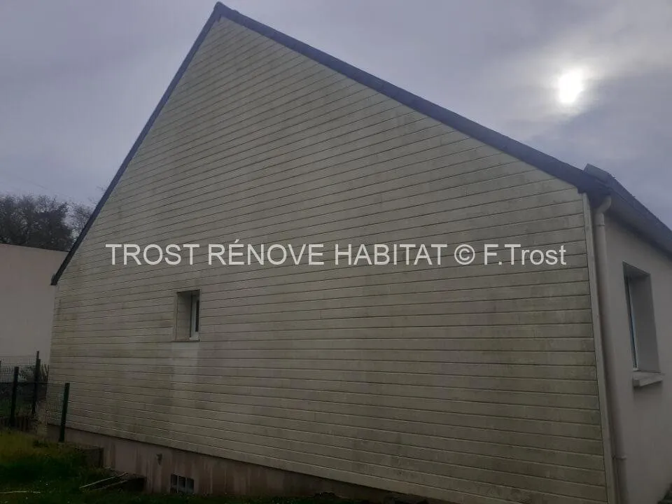 Avant : Nettoyage d'un bardage bois à La Possonnière