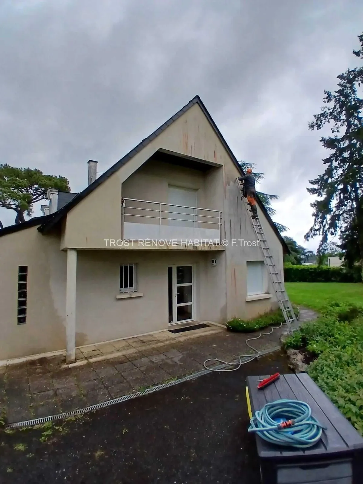 Nettoyage de façade et pignon à Montreuil-Juigné