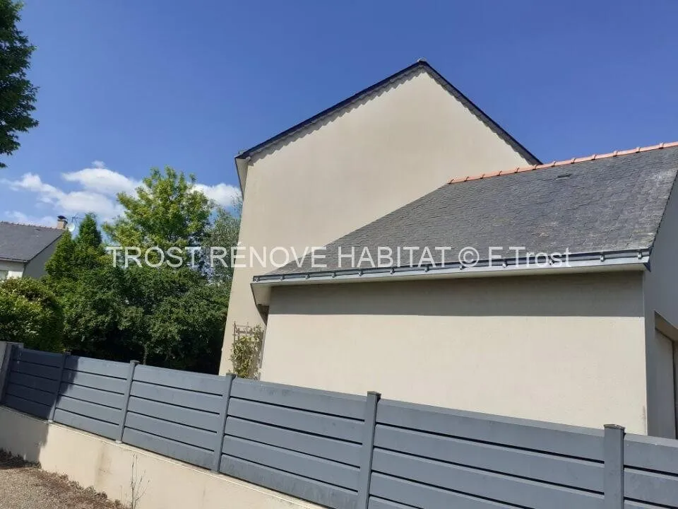 Après : Nettoyage d'une façade à Saint-Saturnin-sur-Loire (Brissac-Loire-Aubance), Brissac-Quincé